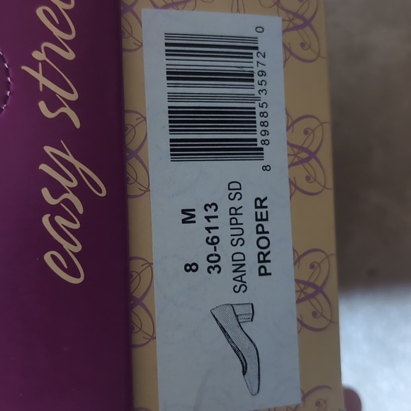 Easy Street faux suede block heel pumps - Picture 5 of 6